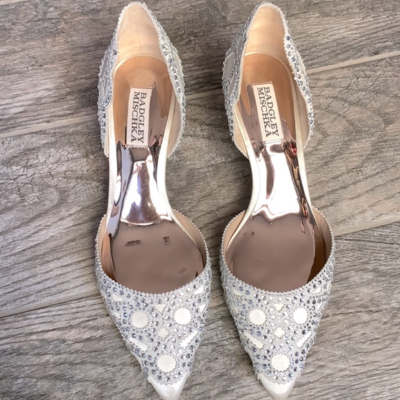 Badgley Mischka shoes. - Picture 3 of 12